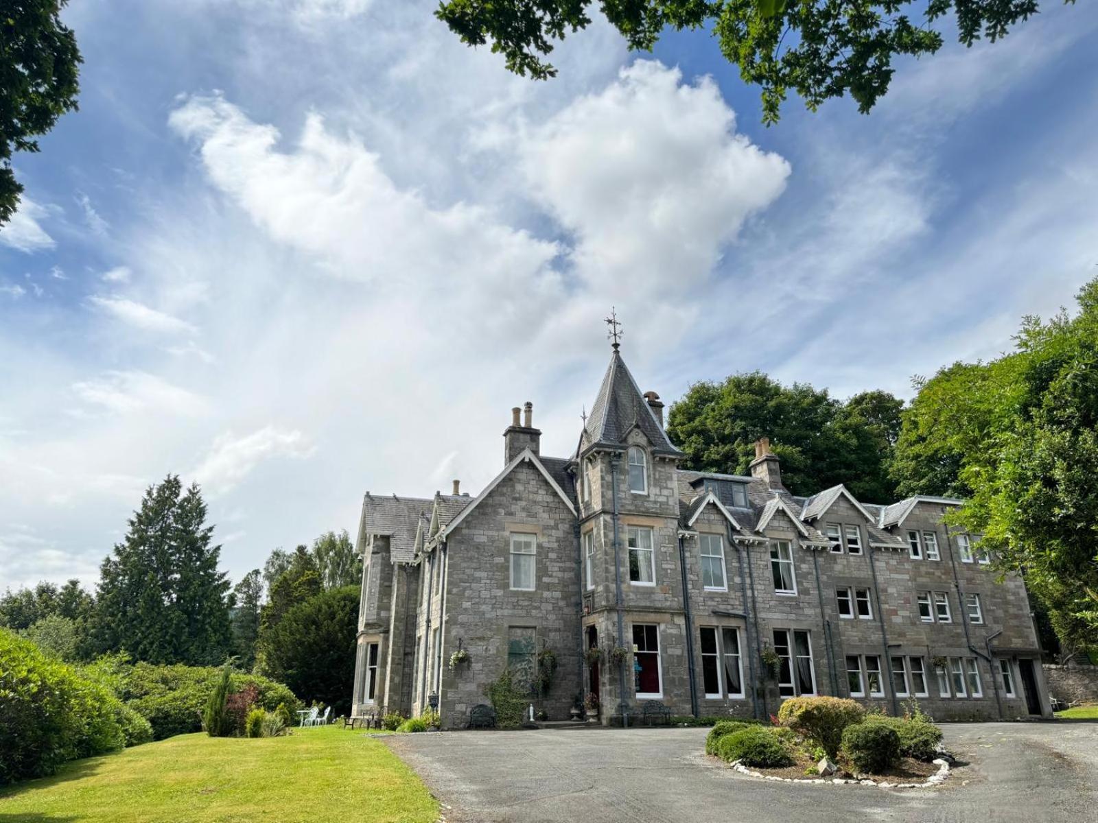 Wellwood Manor Hotel Pitlochry Bagian luar foto