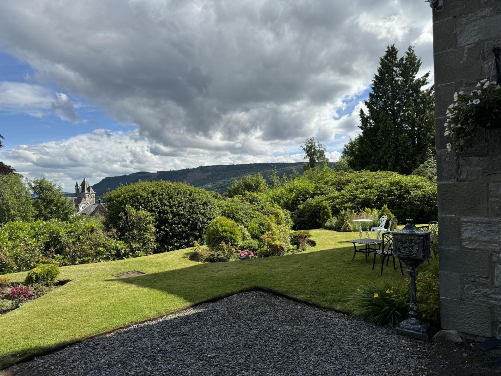 Wellwood Manor Hotel Pitlochry Bagian luar foto