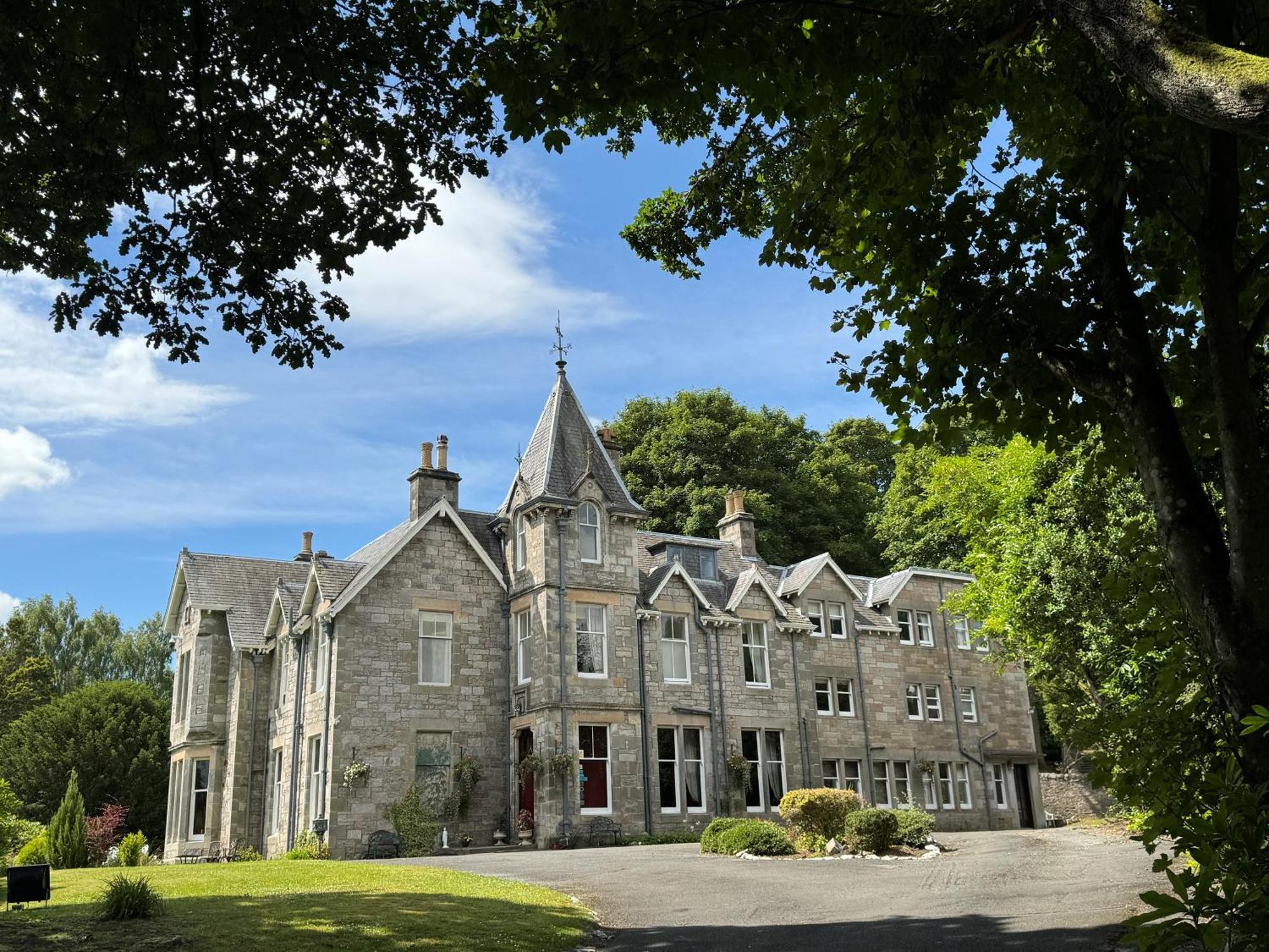 Wellwood Manor Hotel Pitlochry Bagian luar foto