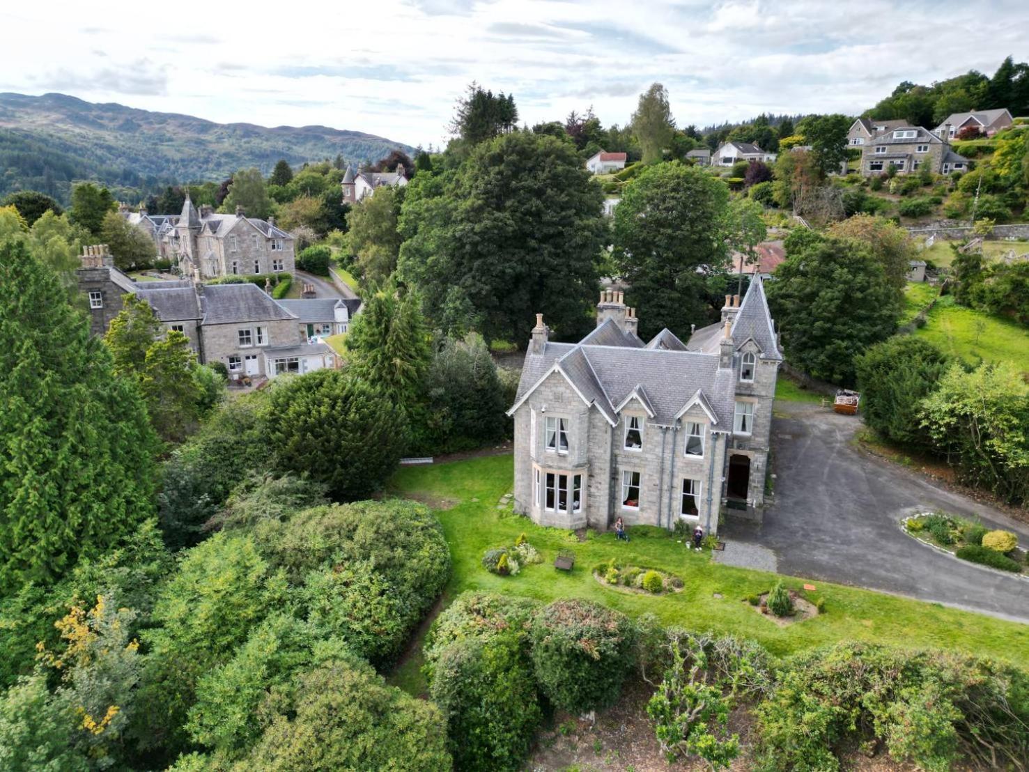 Wellwood Manor Hotel Pitlochry Bagian luar foto