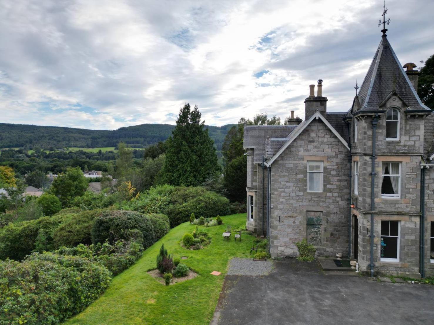 Wellwood Manor Hotel Pitlochry Bagian luar foto